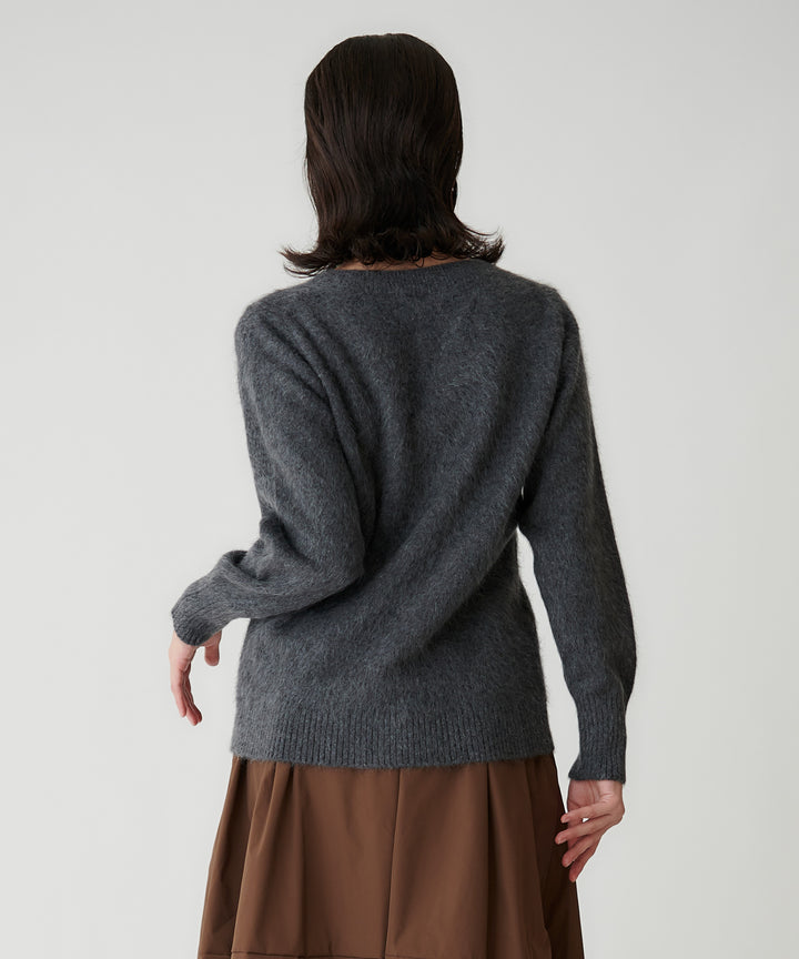 YAK混浅Vネックプルオーバー