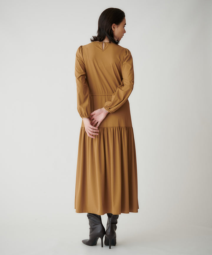 ウエストドロストワンピース