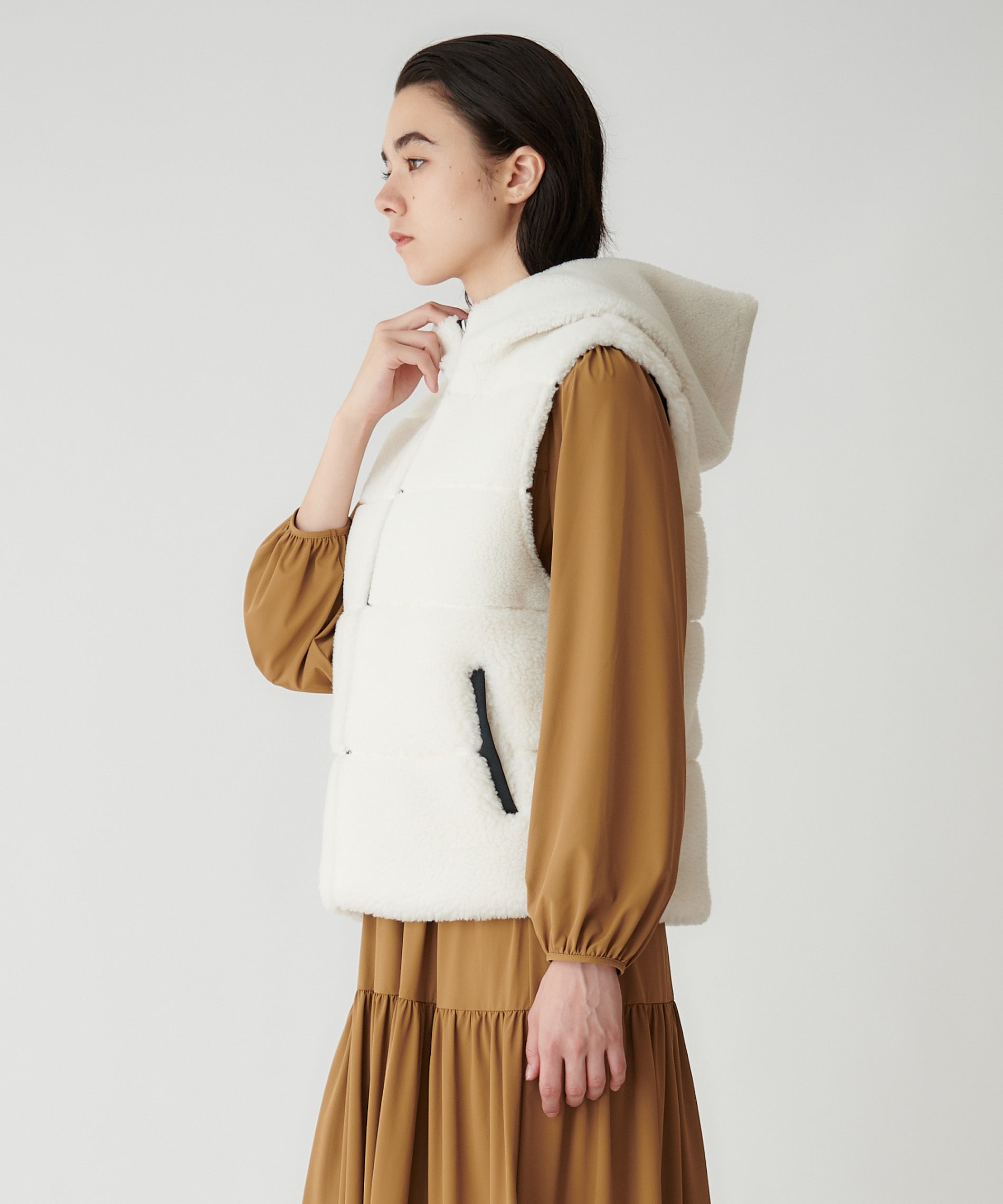 M・U SPORTS ボアベストフード付き/ボアスカート フード付きボアベスト – FACE SANS FARD