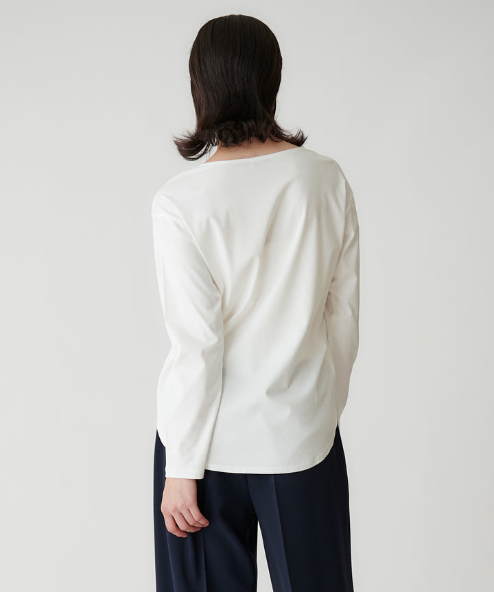 コード刺繍クルーネックトップス