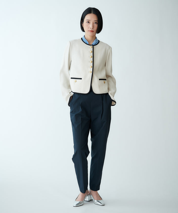 パイピングノーカラージャケット