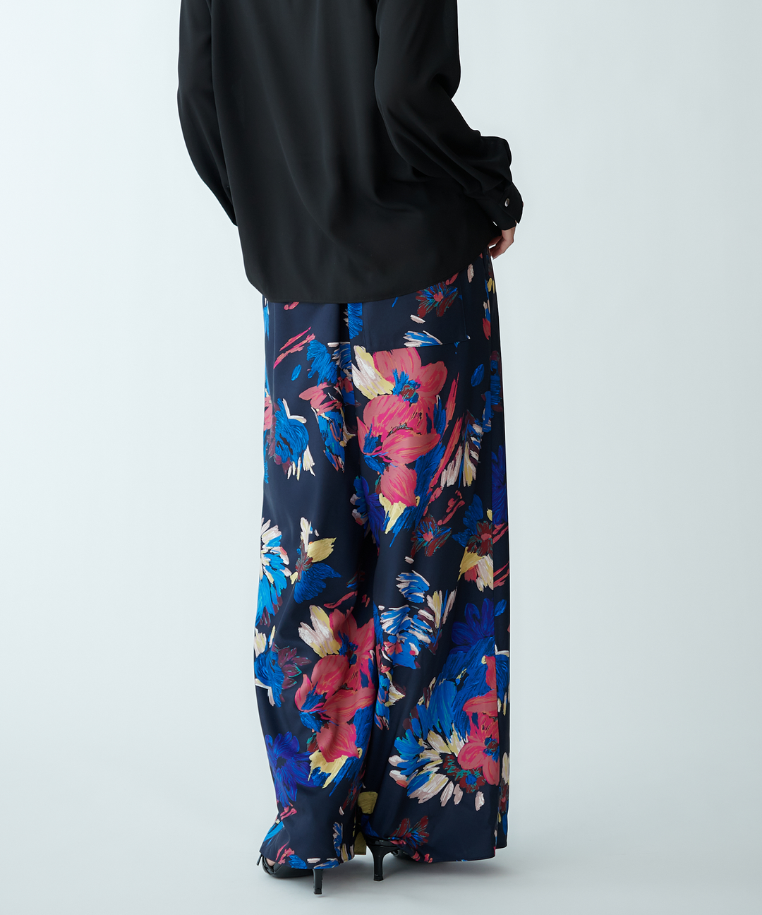 マルチカラープリントパンツ