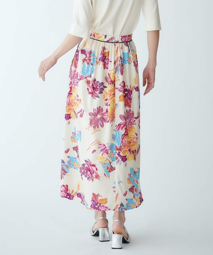 マルチカラープリントフレアスカート