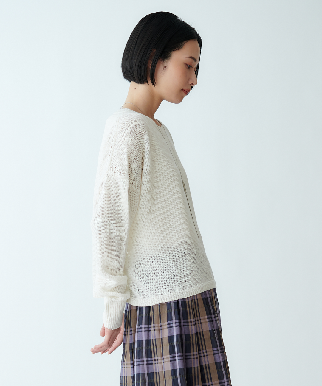 リネンプルオーバーニット