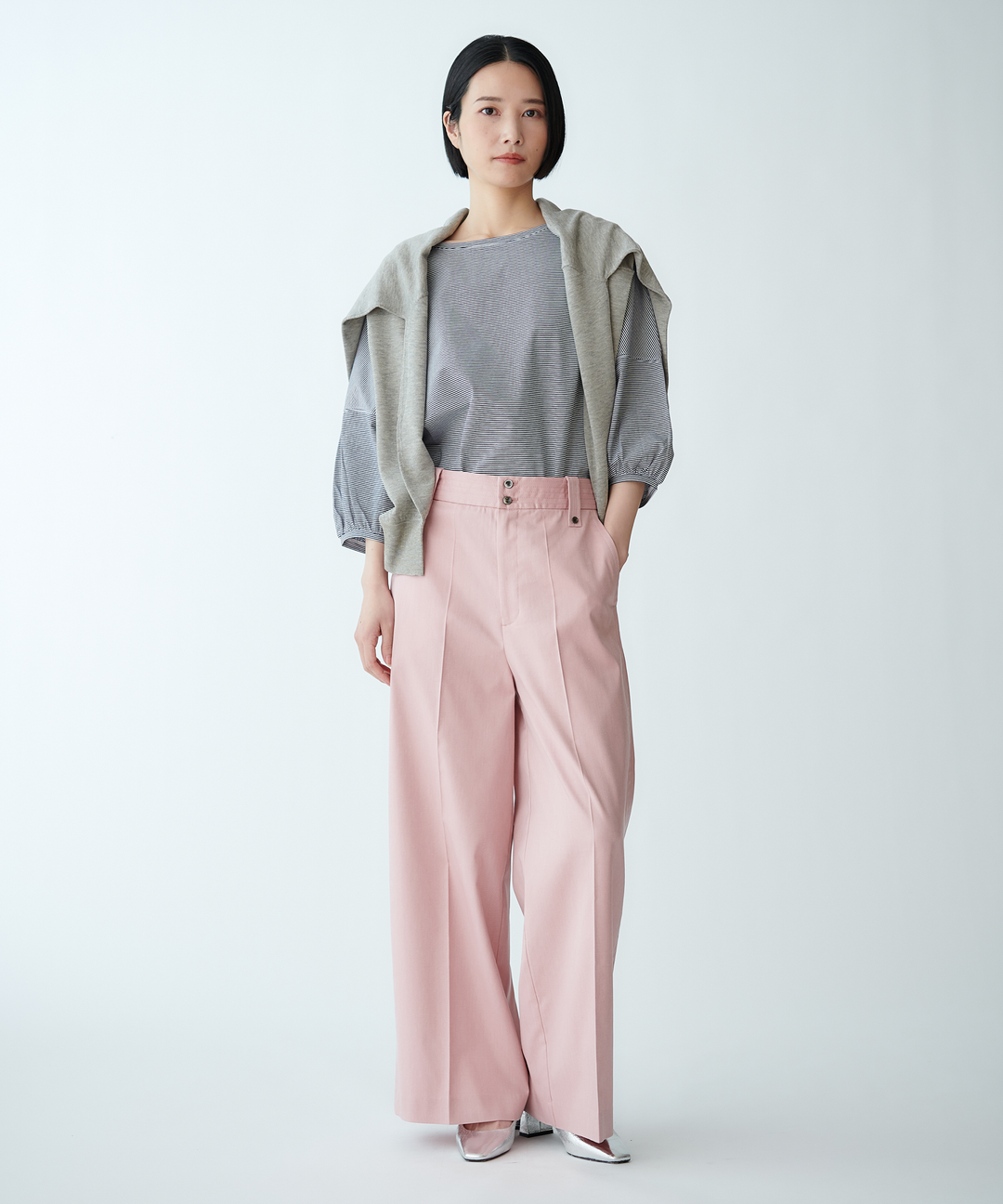 ボートネックドルマンスリーブプルオーバー