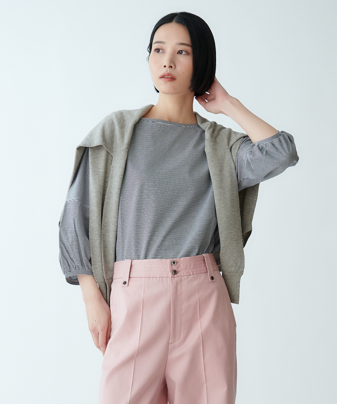 シャツテールニット