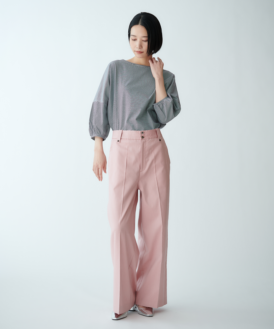 センタープレスワイドパンツ