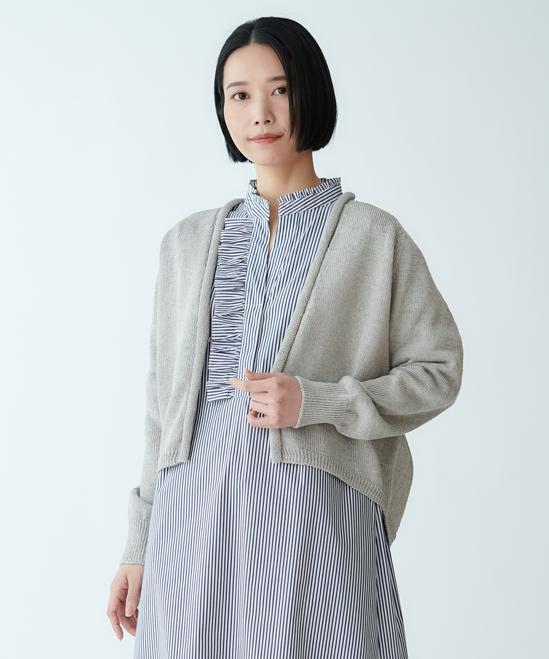 モデル H：165cm / 38 / グレー 