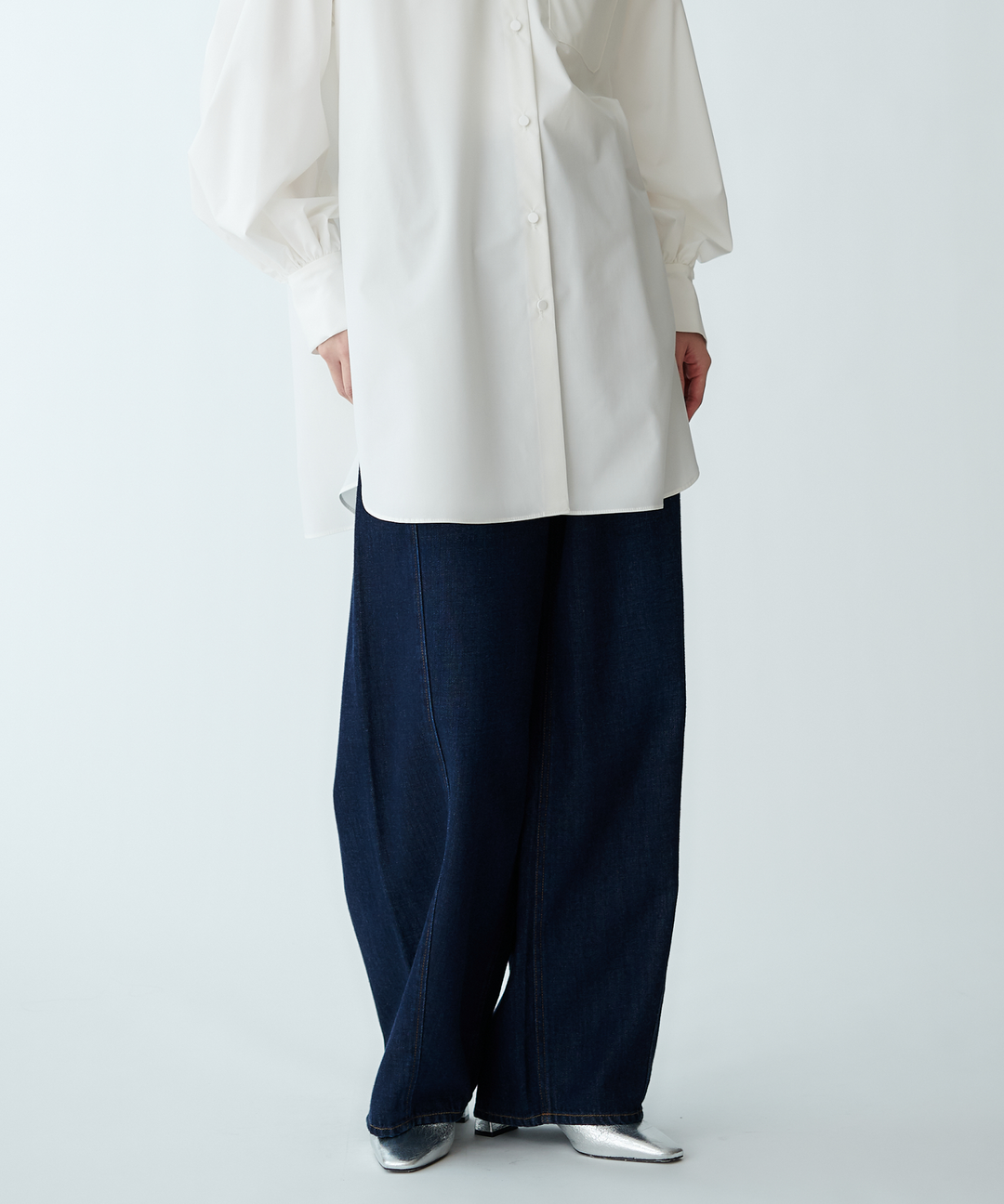 バルーンシルエットデニムパンツ