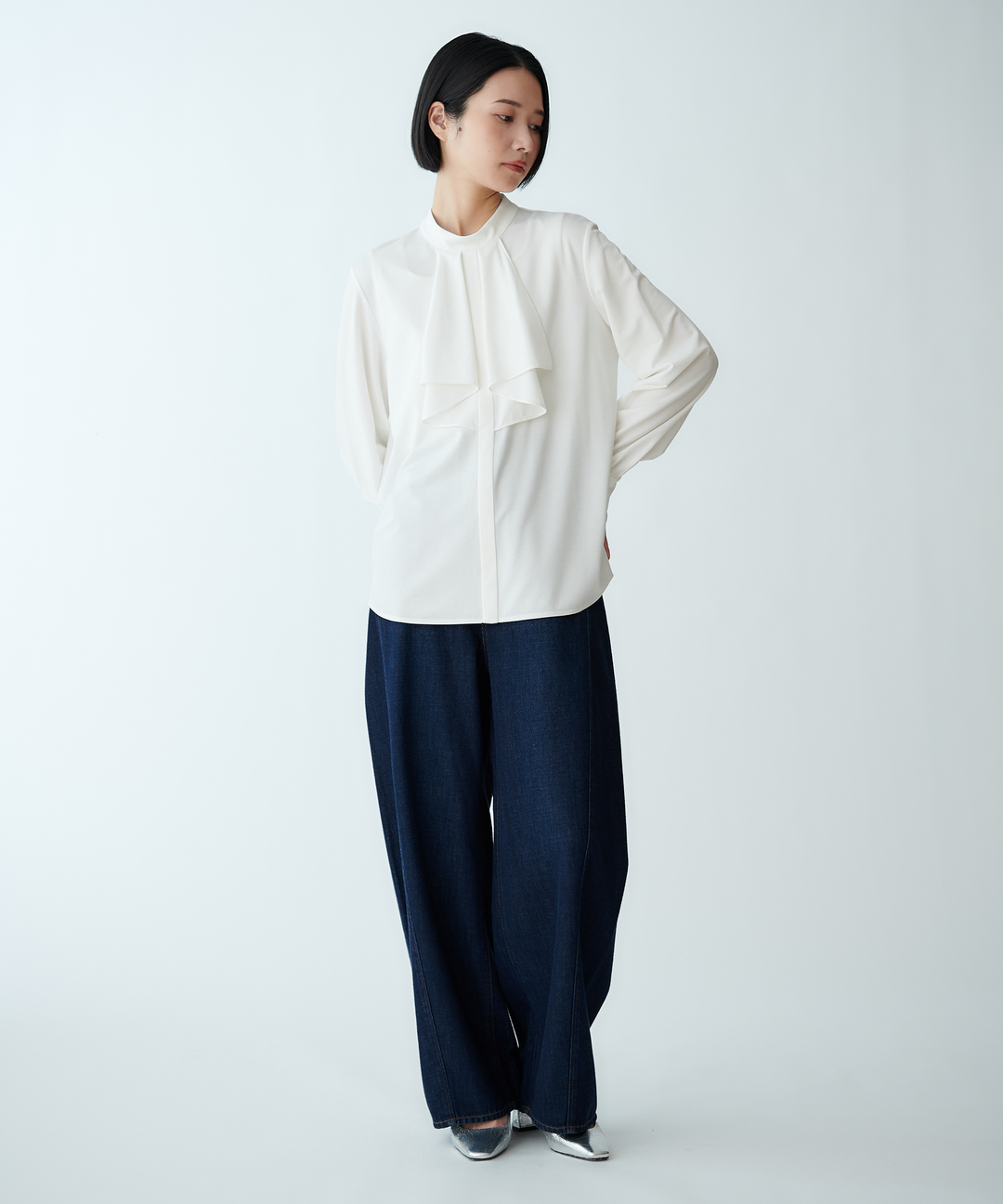 バルーンシルエットデニムパンツ