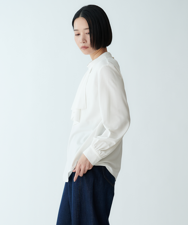 ペプラムフリルカットソー