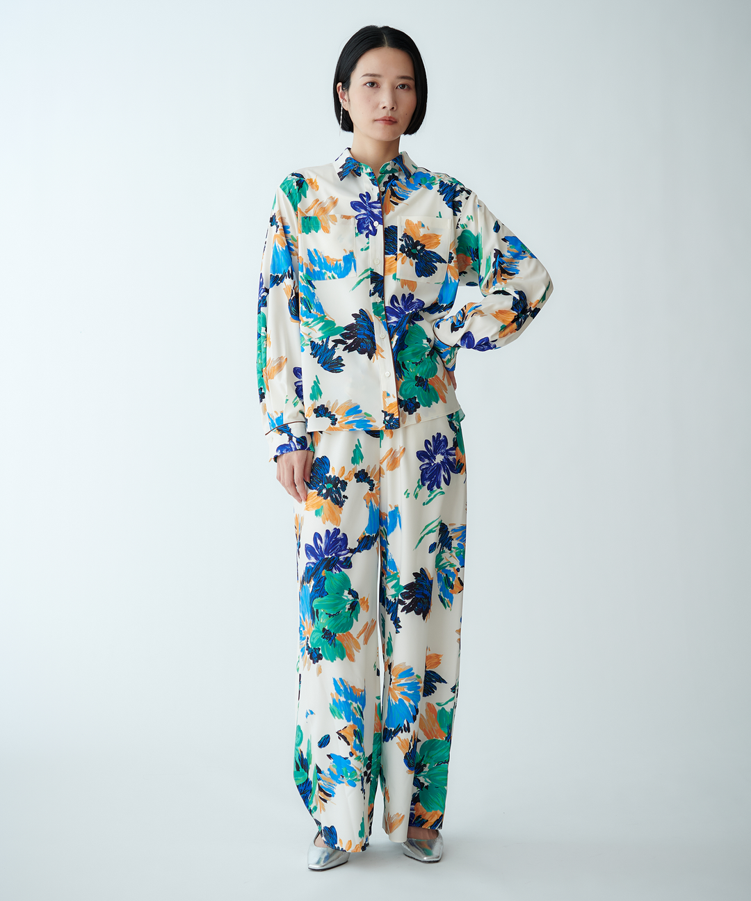 マルチカラープリントシャツ