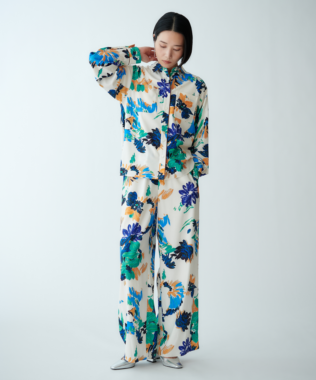 マルチカラープリントシャツ