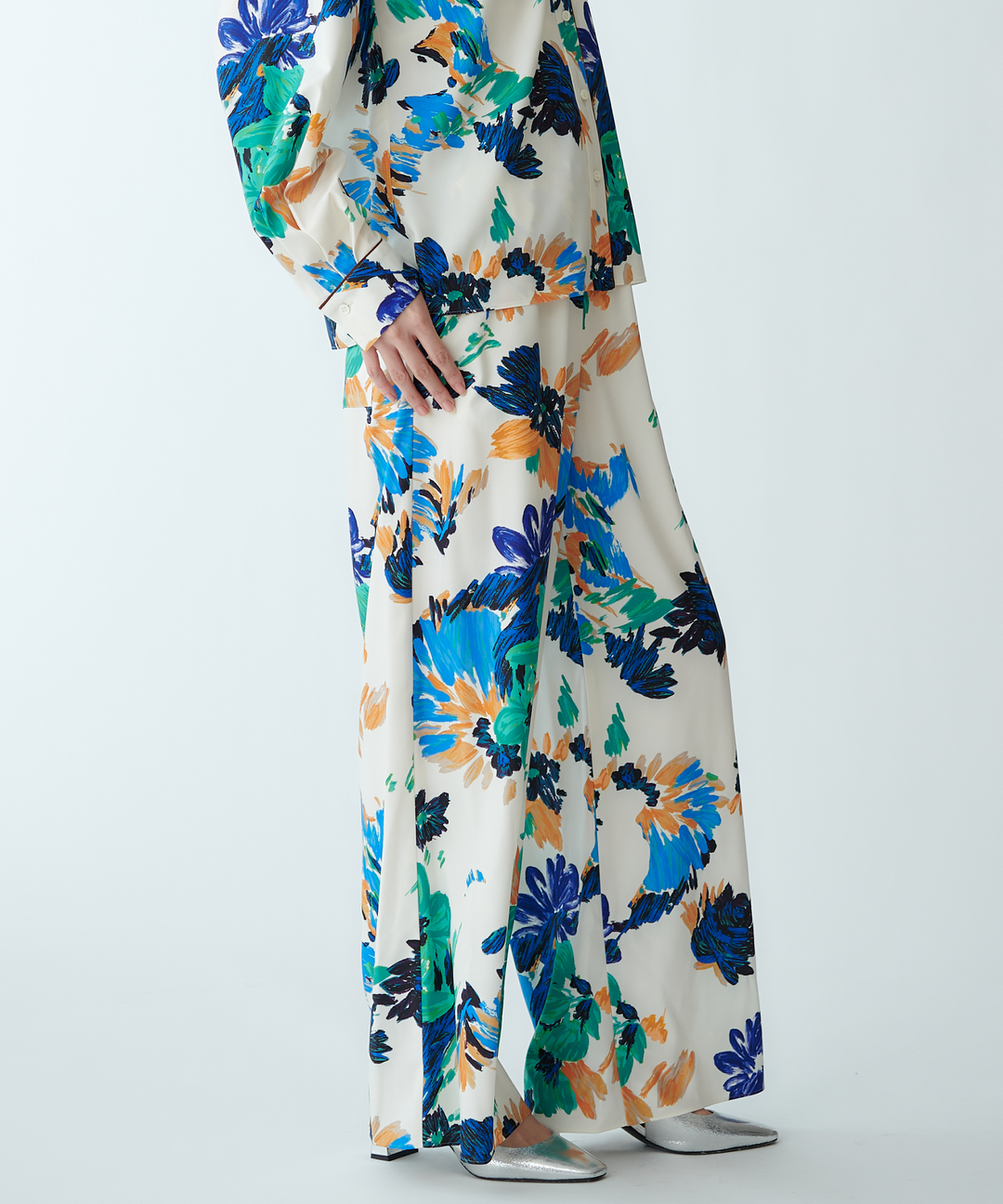 マルチカラープリントパンツ