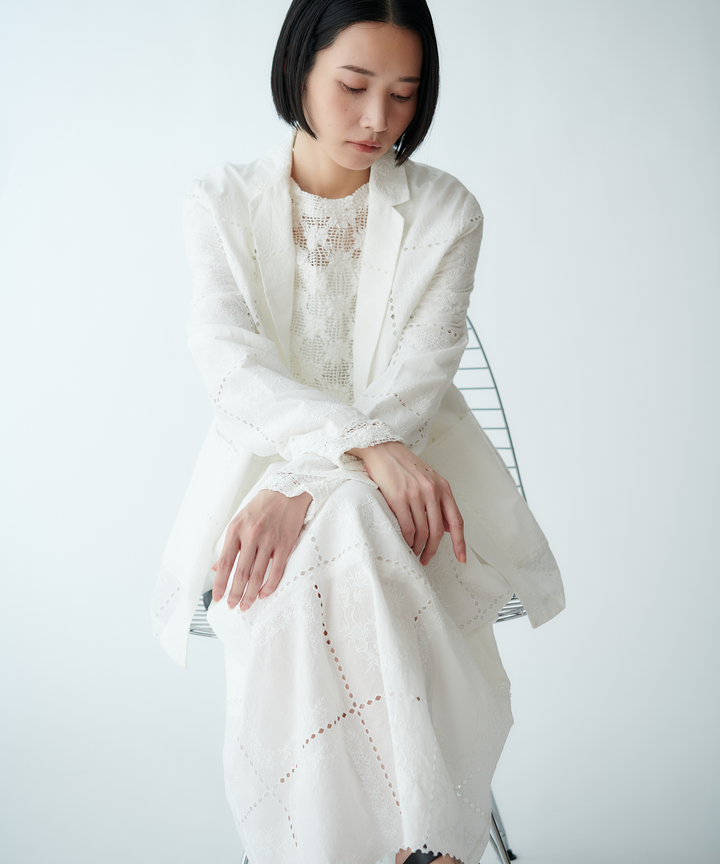 エンブロイダリーレースジャケット