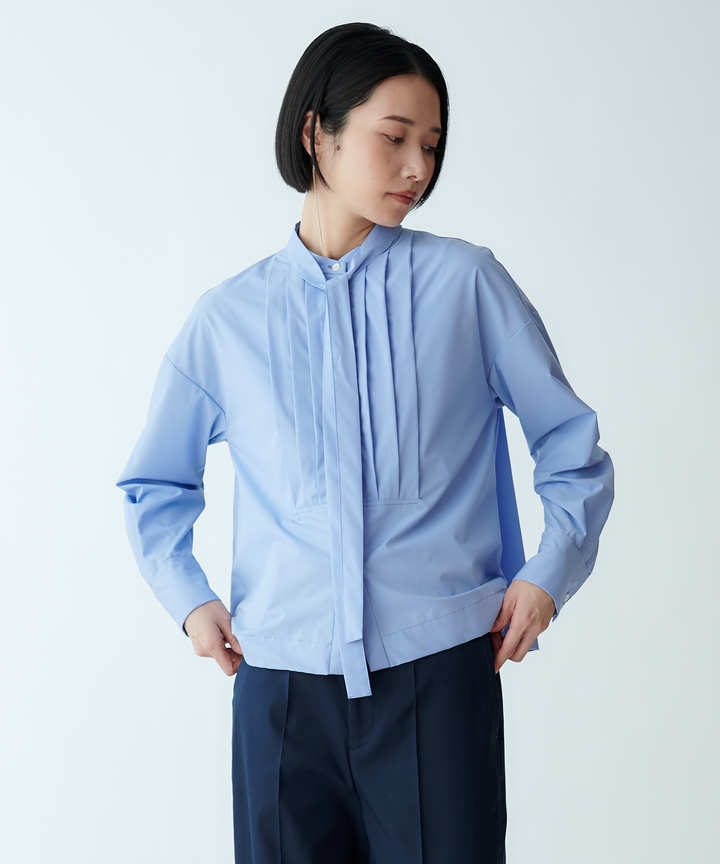 ボウタイ付きバンドカラーブラウス