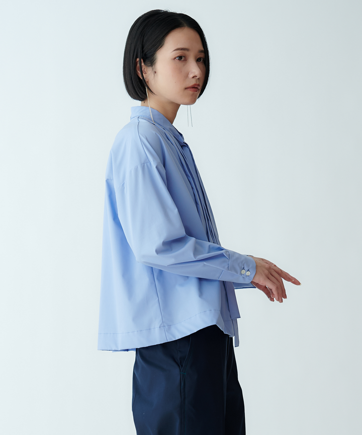 ボウタイ付きバンドカラーブラウス