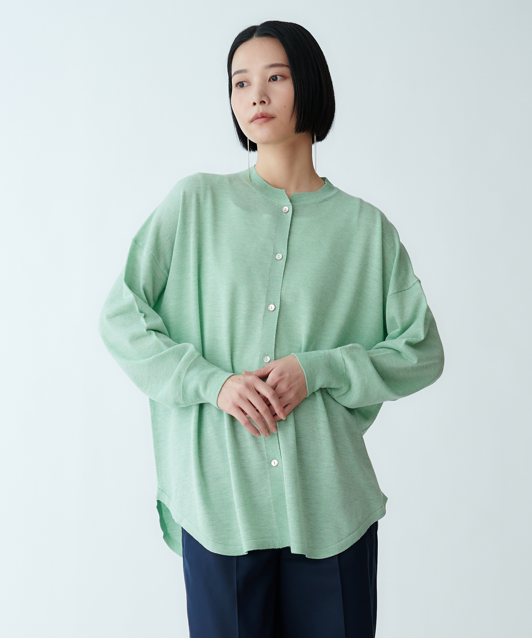 シャツテールニット