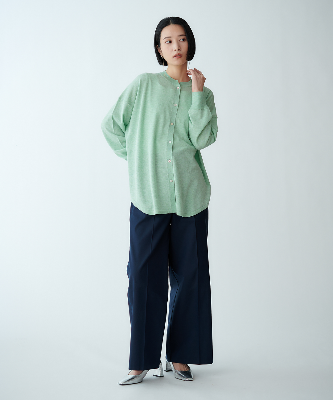 シャツテールニット