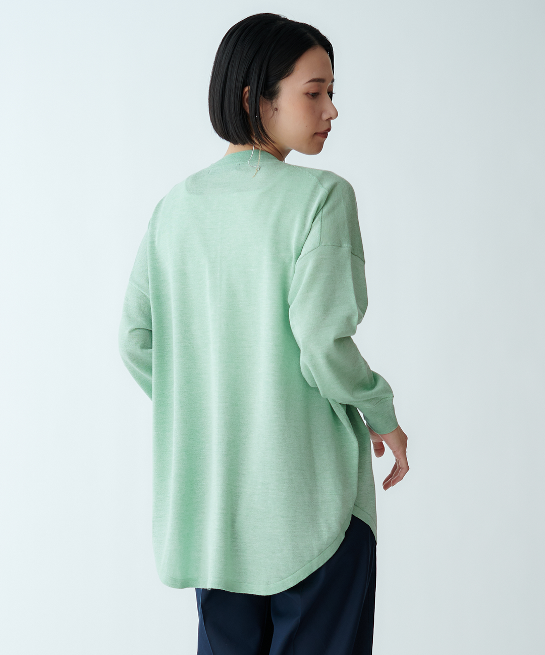 シャツテールニット