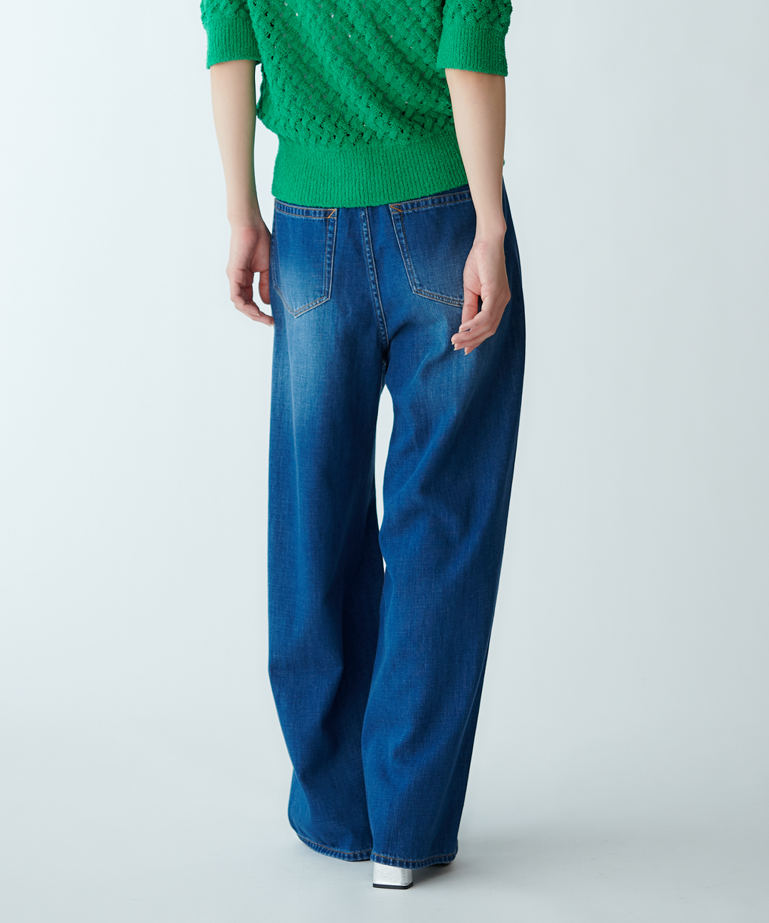 バルーンシルエットデニムパンツ