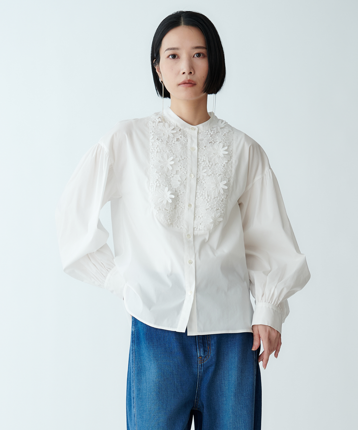 モデル H：165cm / 38 / オフホワイト