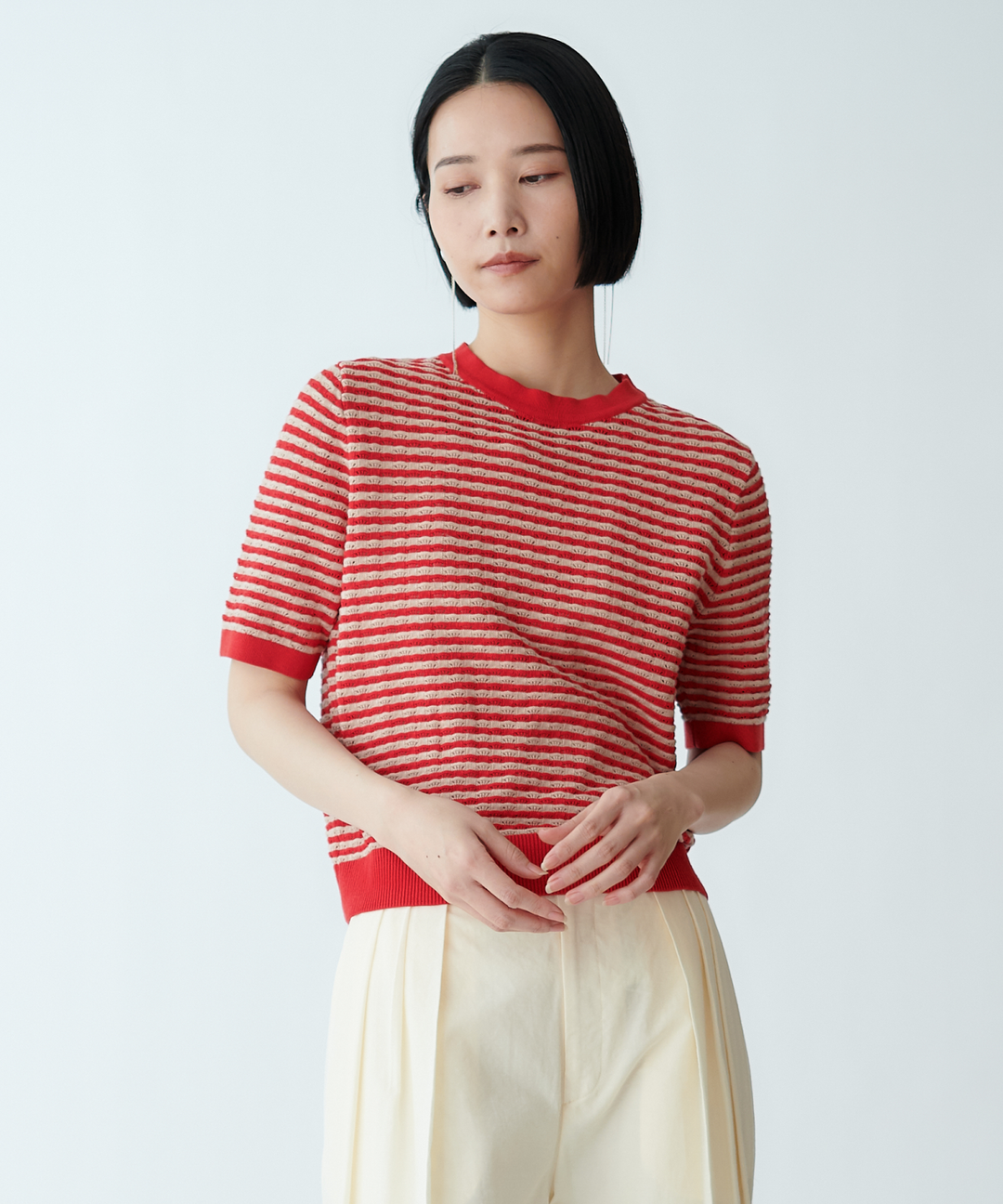 モデル H：165cm / 38 / ベージュ×レッド