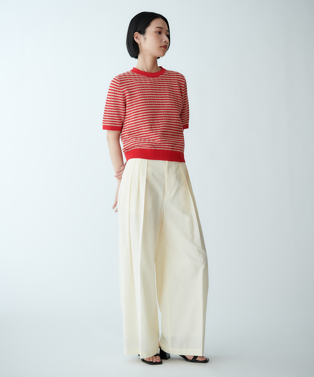 タンブラータックワイドパンツ