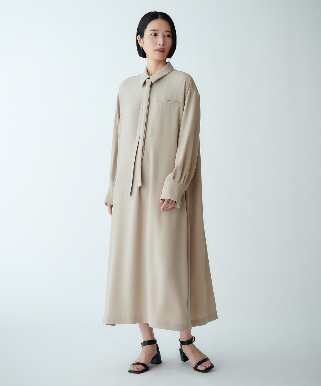 リボンタイワンピース