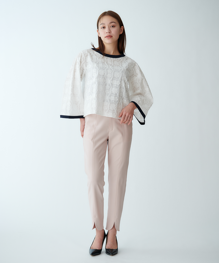 フラワージャガードワイドスリーブブラウス