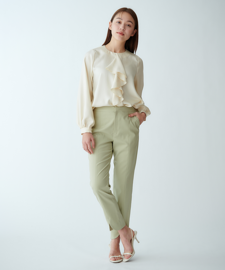 ラッフルデザインブラウス