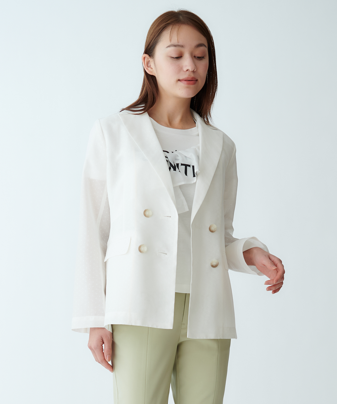 モデル H：167cm / 38 / オフホワイトドット