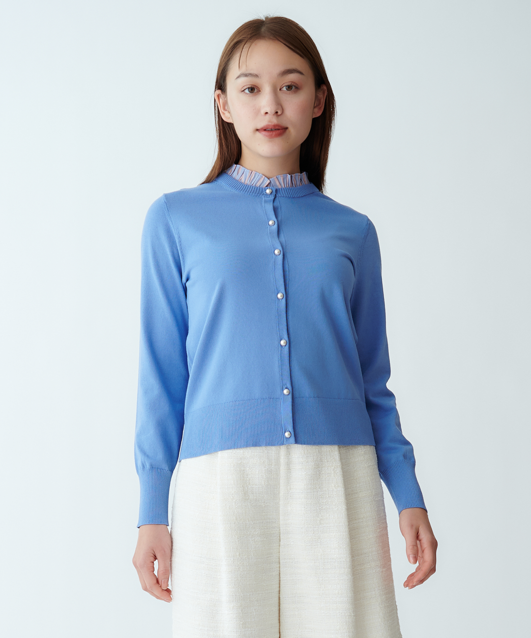 フリルシャツ衿ニットカーディガン