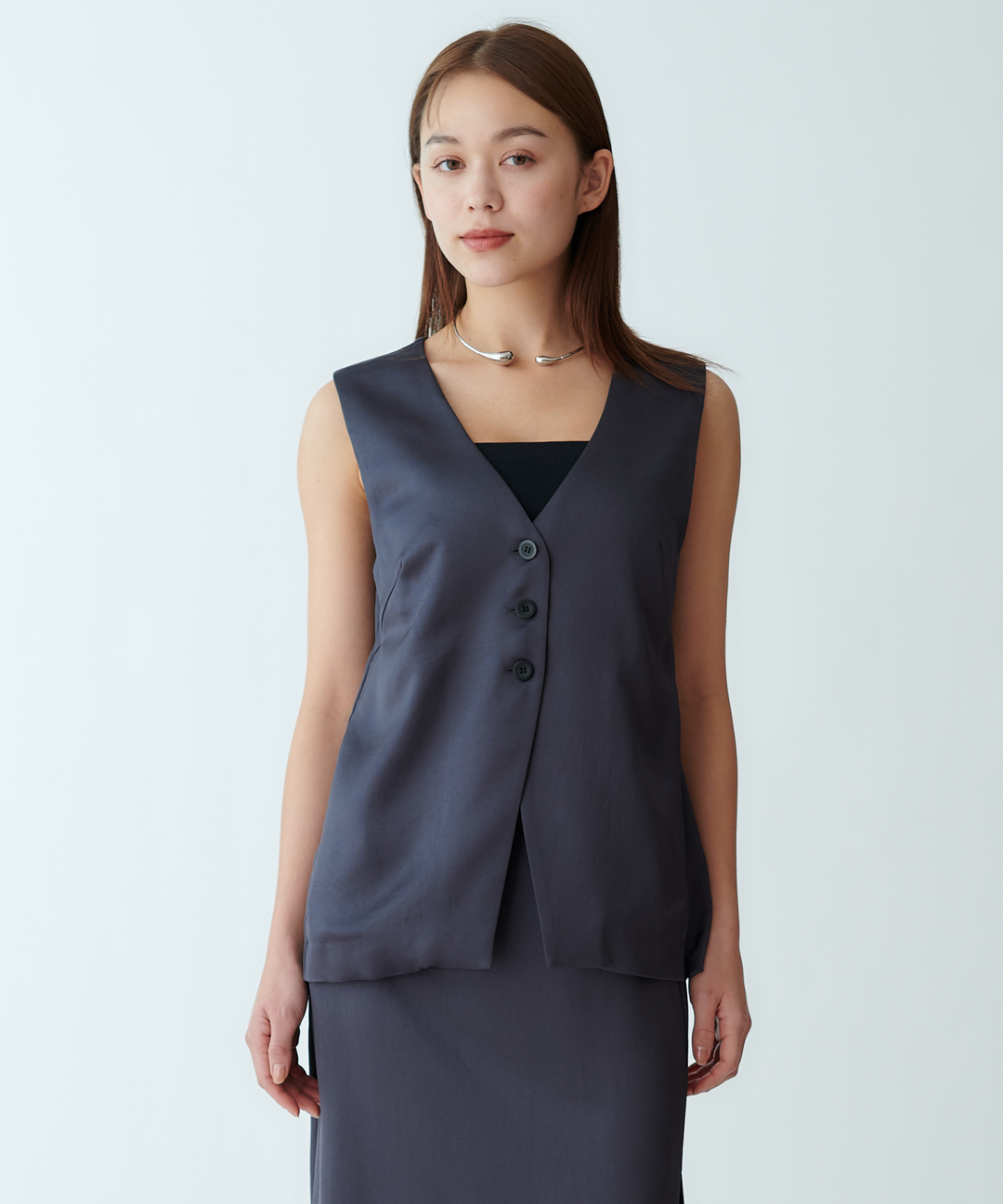 ヴィンテージサテンVネックベスト