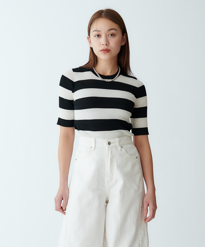 モデル H：167cm / 38 / オフホワイト×ブラック