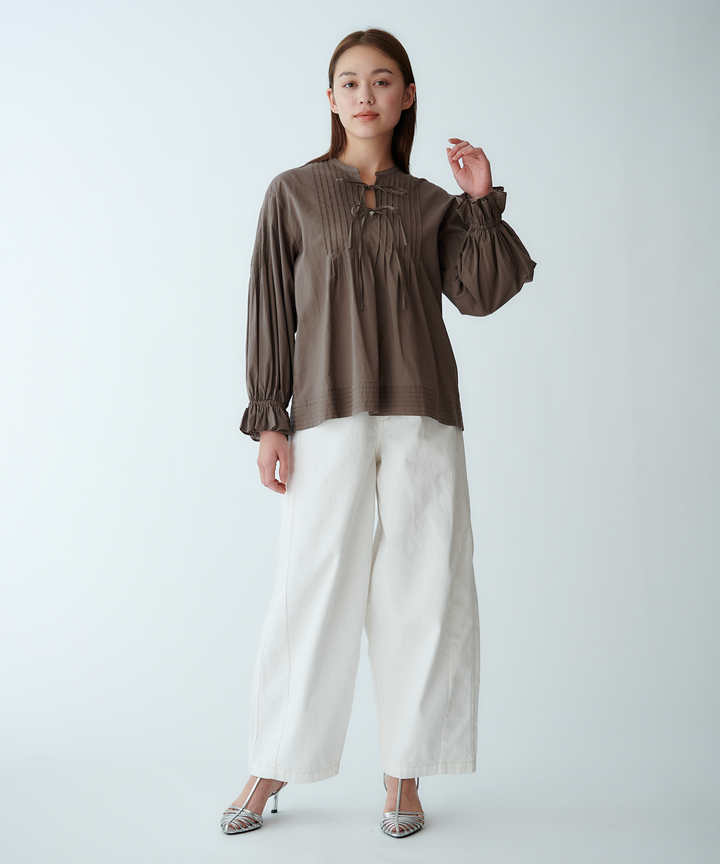Tuck Volume Ribbon Blouse