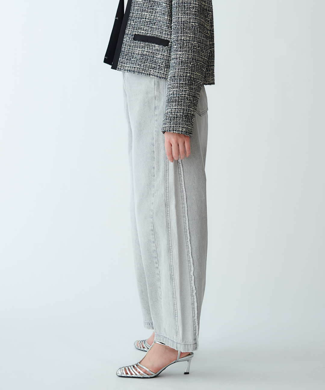 カーブシルエットデニムパンツ