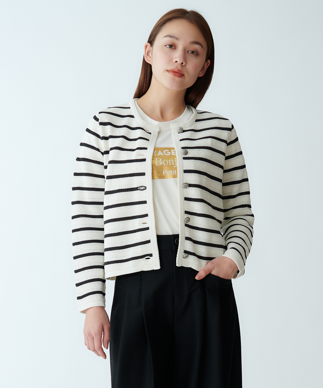 モデル H：167cm / 38 / オフホワイト×ブラック