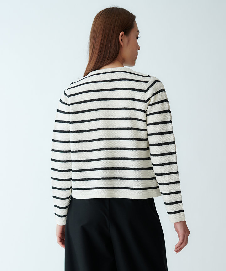 柄編みボーダーニット