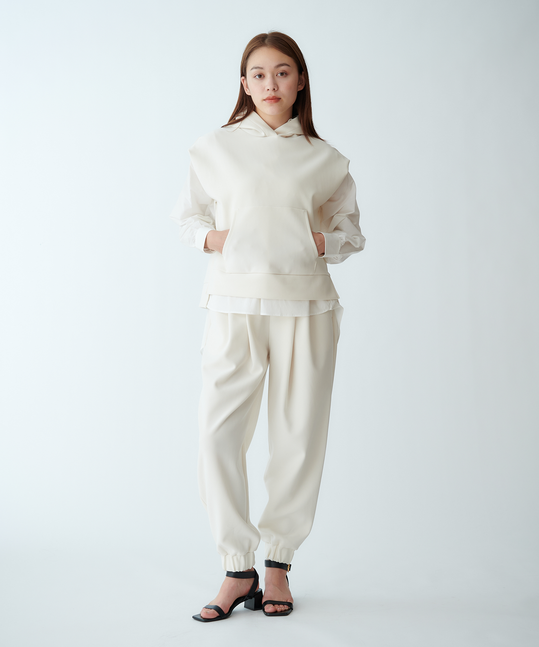 ダンボールジョガーパンツ