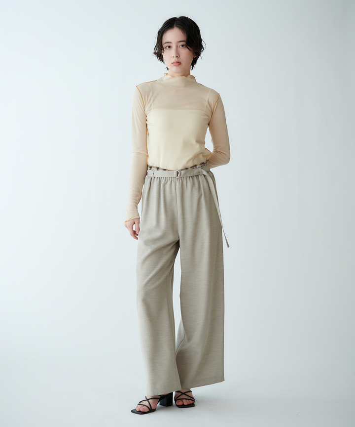 ストレートシルエットパンツ