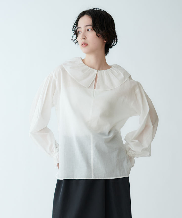 モデル H：165cm / 38 /ホワイト