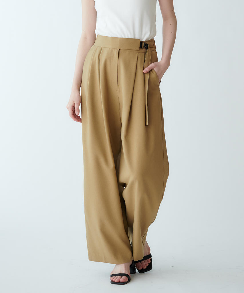 ツータックワイドテーパードパンツ – FACE SANS FARD