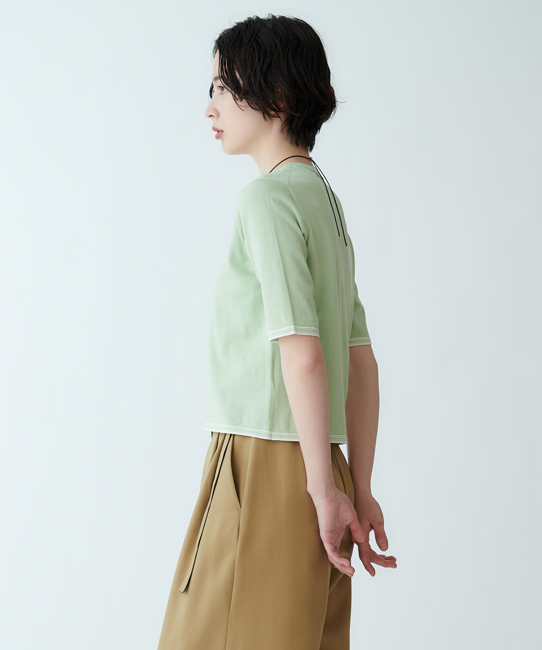 5分袖ニットトップス