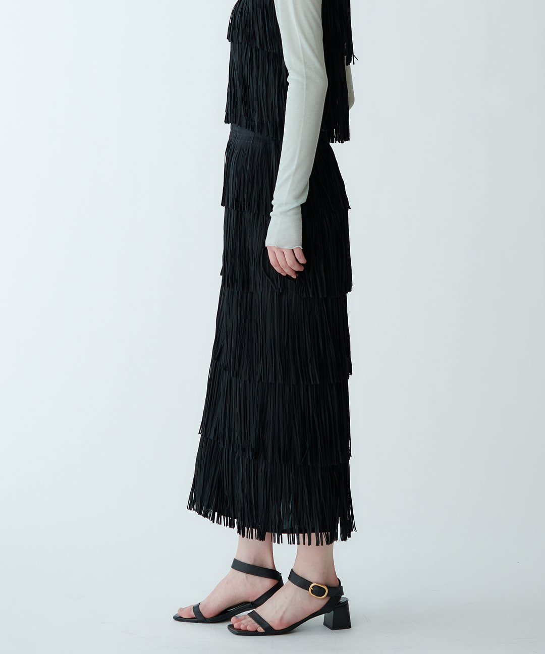 フリンジタイトスカート