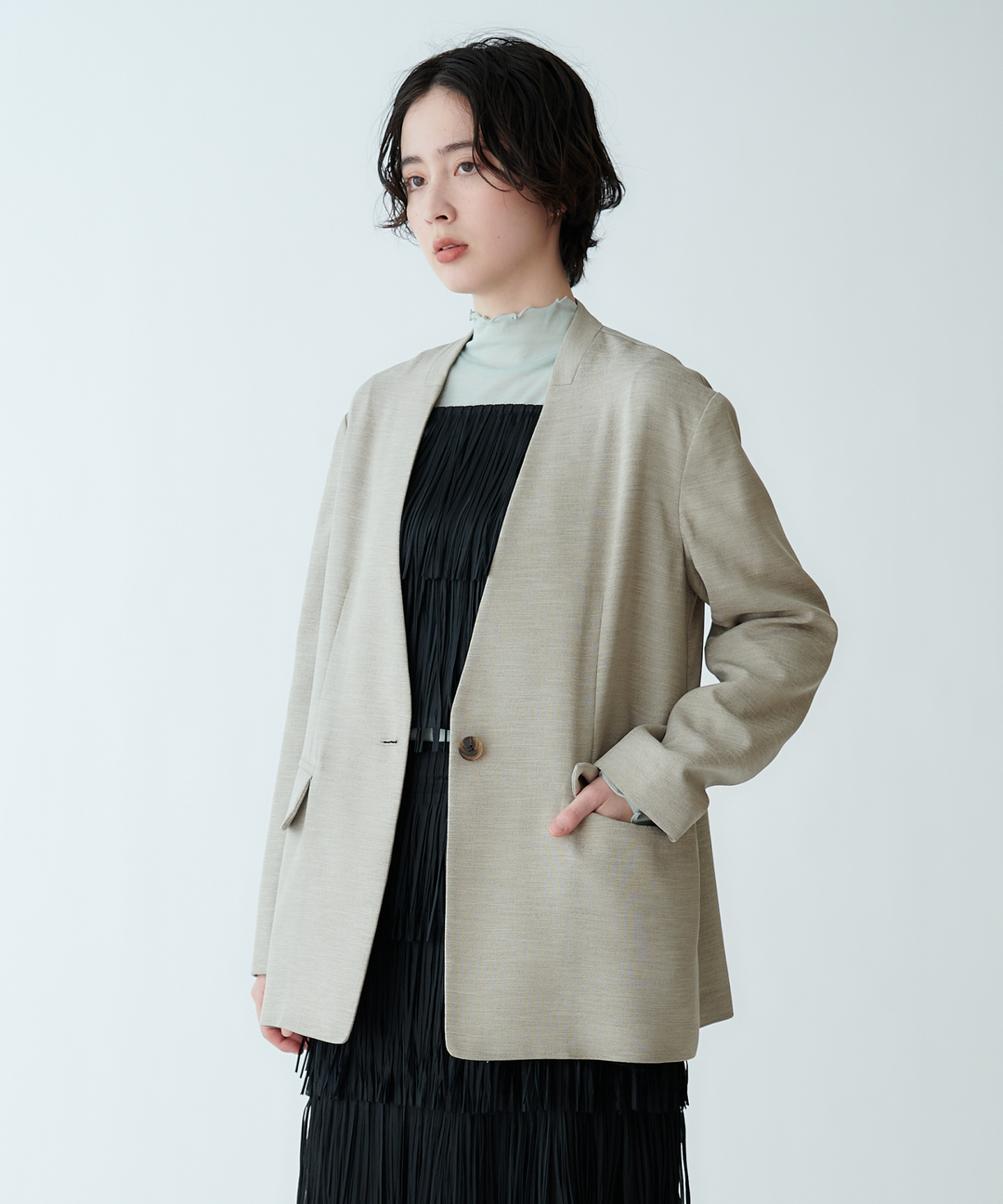 袖ストライプノーカラージャケット