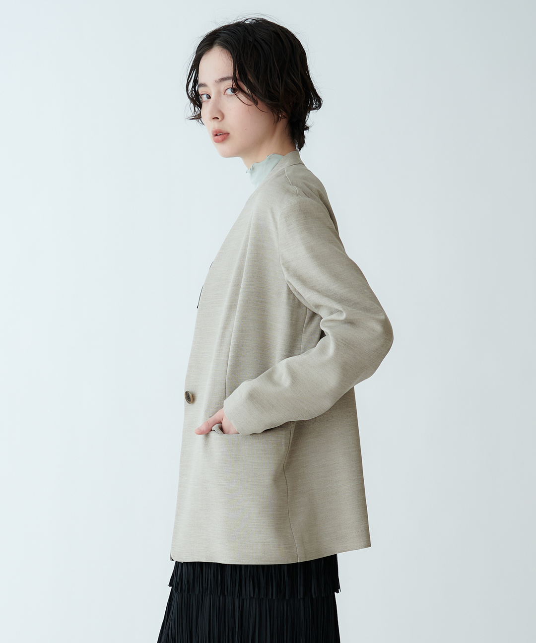 袖ストライプノーカラージャケット