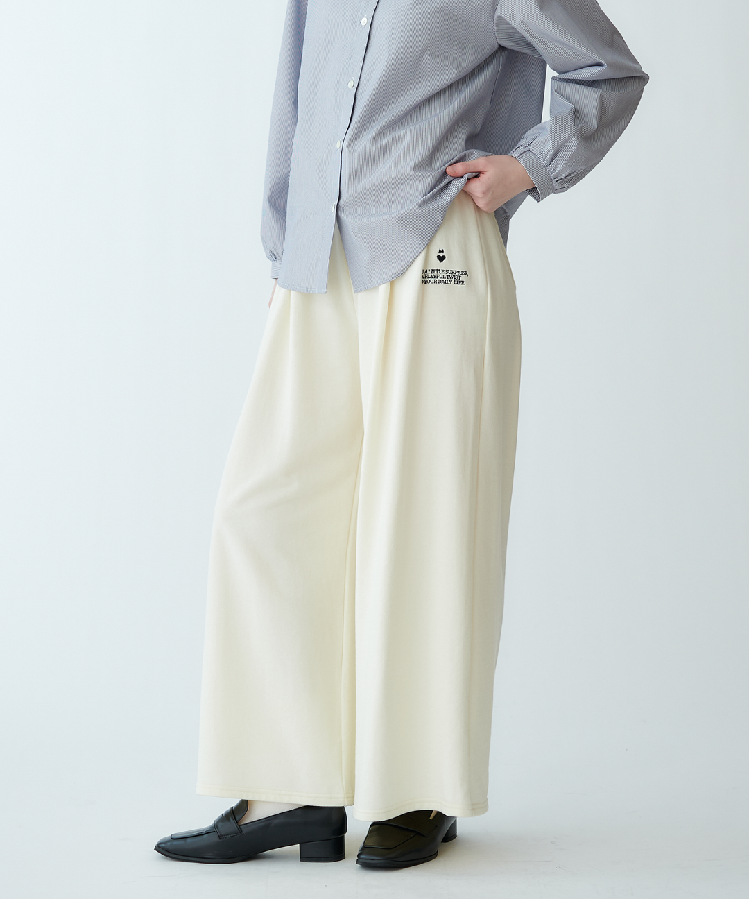 モデル H：165cm / 38 / ホワイト