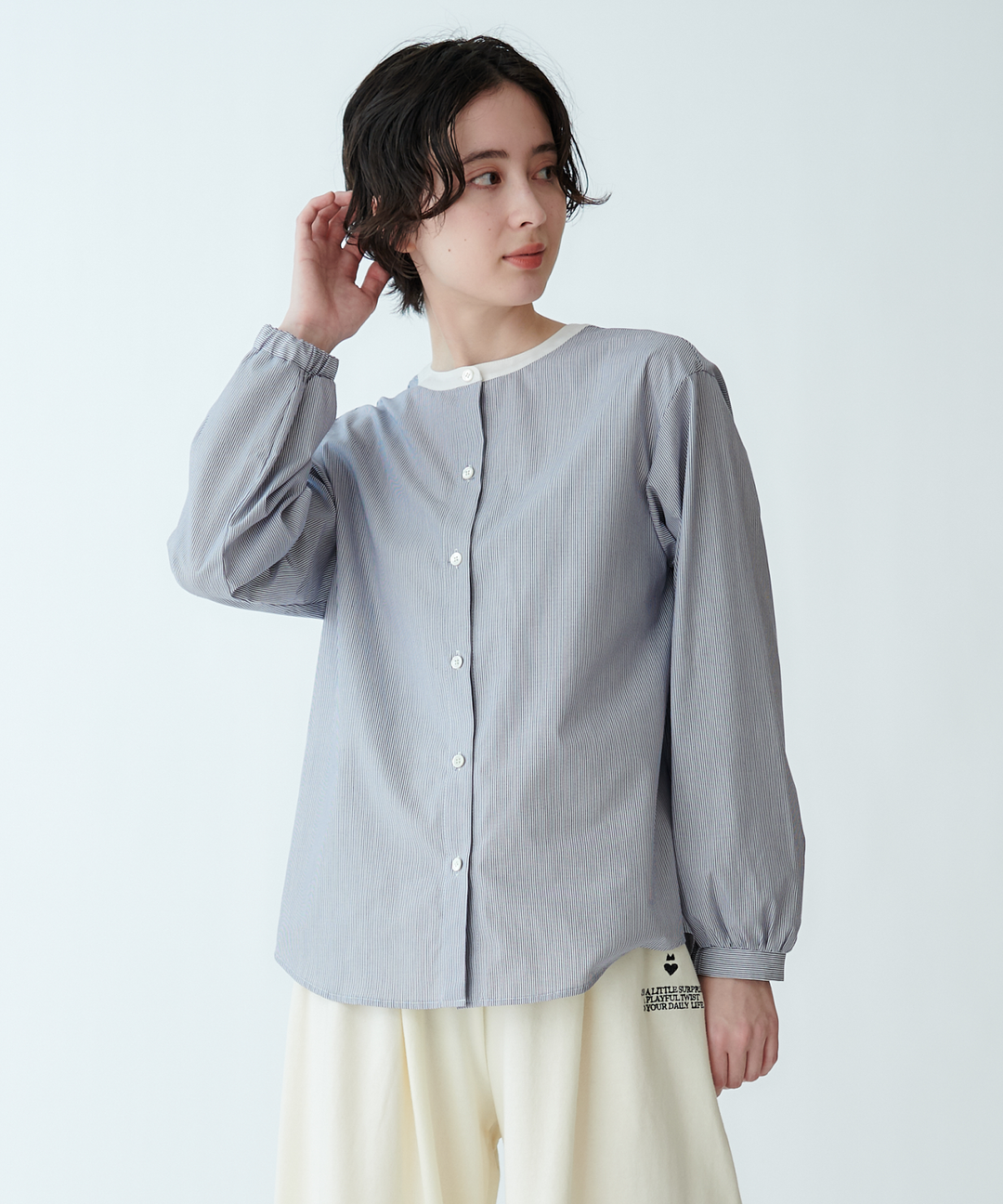 モデル H：165cm / 38 / ネイビーストライプ