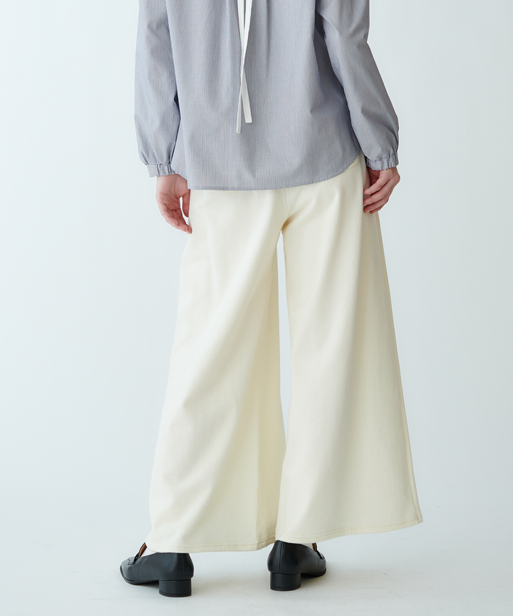 タックワイドシルエットパンツ